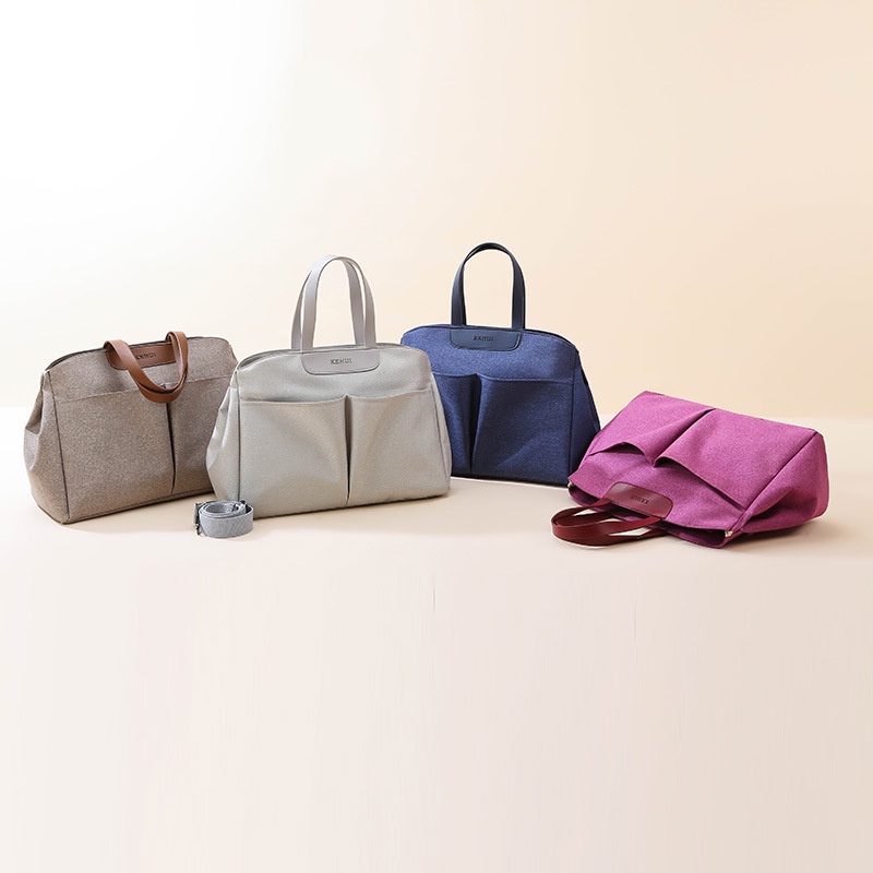 XẢ KHO 150K Túi Xách Tay Bỉm Sữa Giữ Nhiệt Chống Nước Bảo Quản Sữa Mẹ Bé Đựng Cơm Văn Phòng