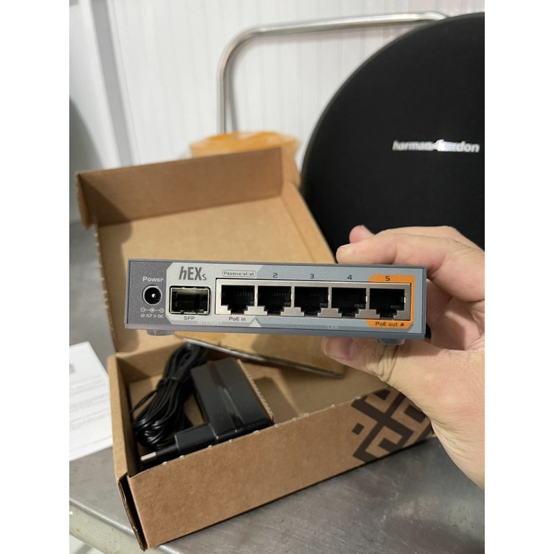 Thiết bị cân bằng tải mikrotik 760igs hàng mới chính hãng