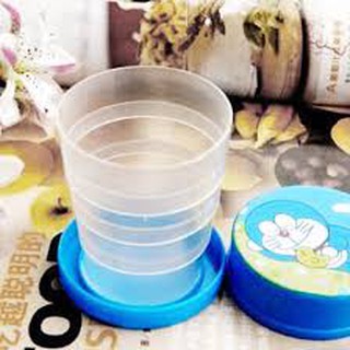 25 cốc nhựa gấp gọn tiện ích.1 moc treo quan ao
