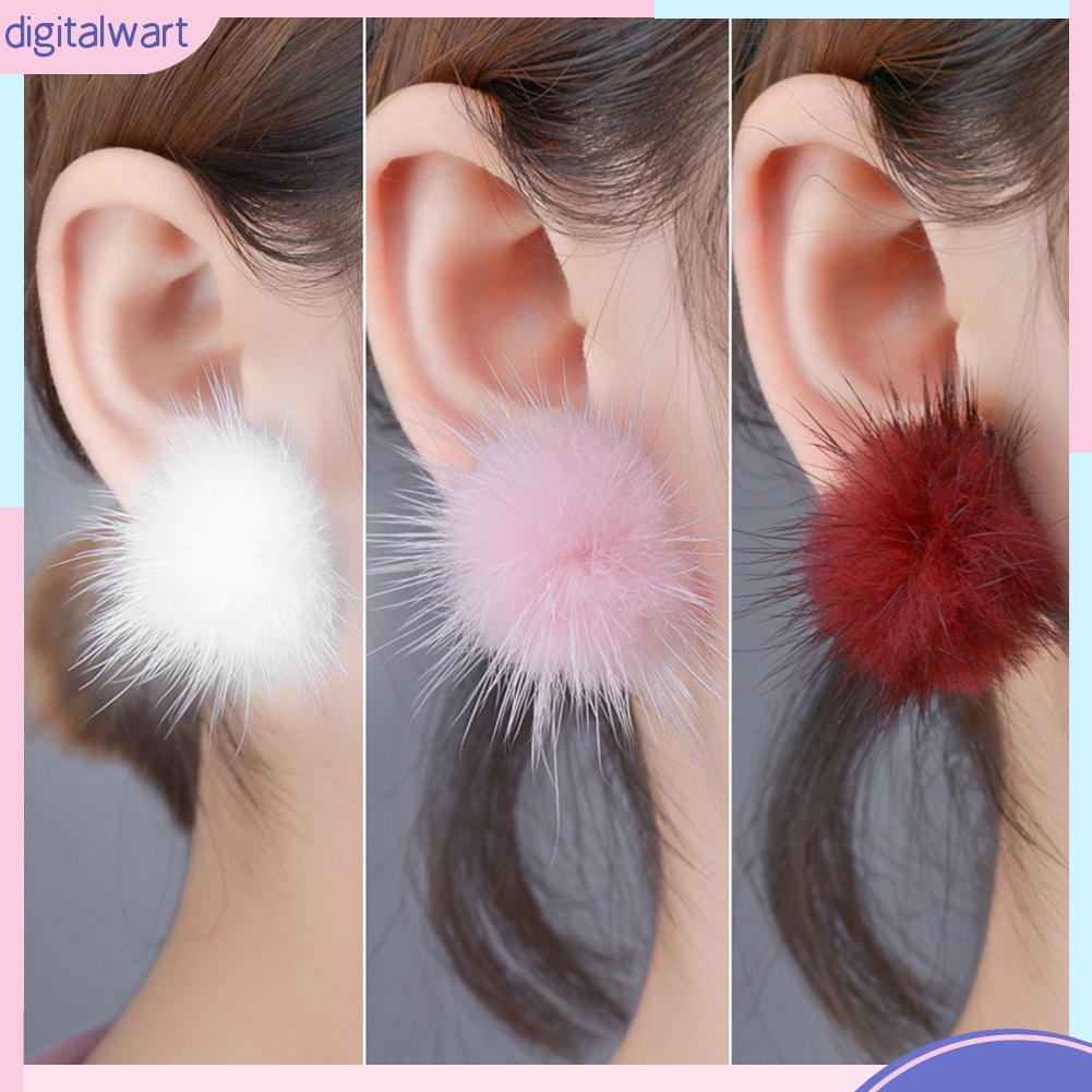 Hoa tai hình bóng lông thời trang thanh lịch dành cho nữ