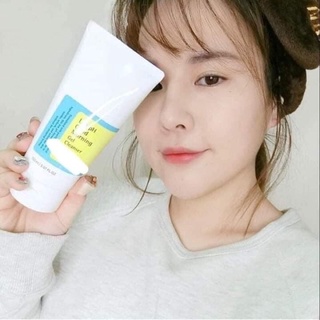 Sữa rửa mặt cho da dầu mụn