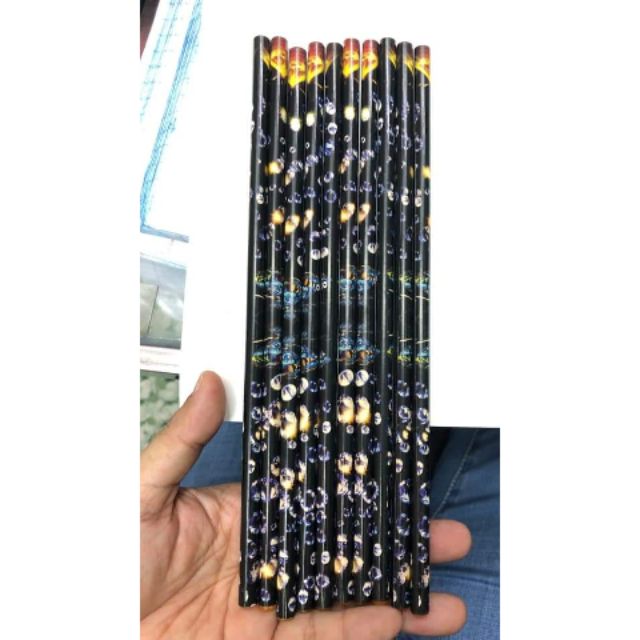 Bút sáp chấm hạt đá