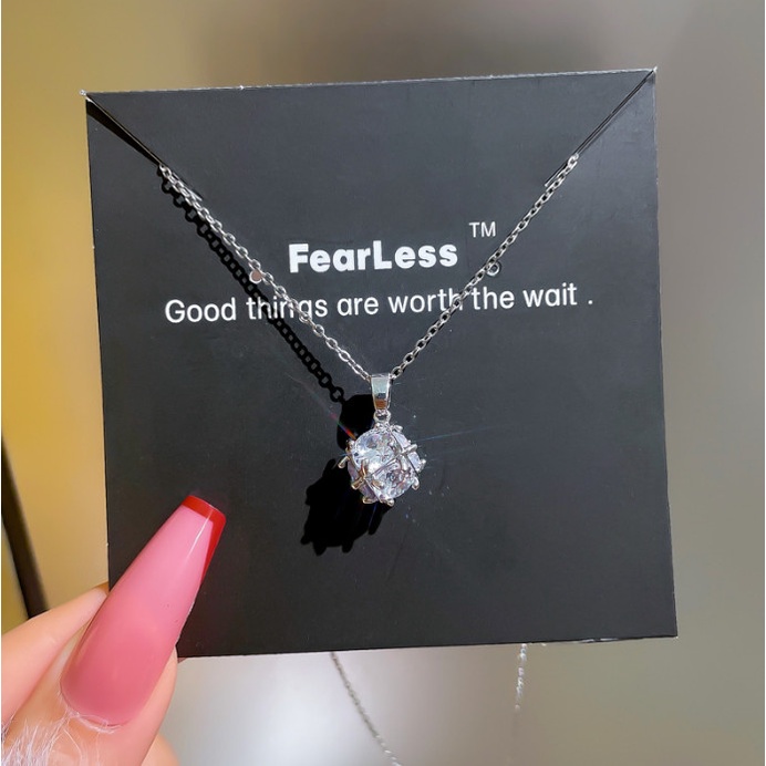 Dây Chuyền Titan Khối Lập Phương Đính Đá Nhân Tạo TT 4185