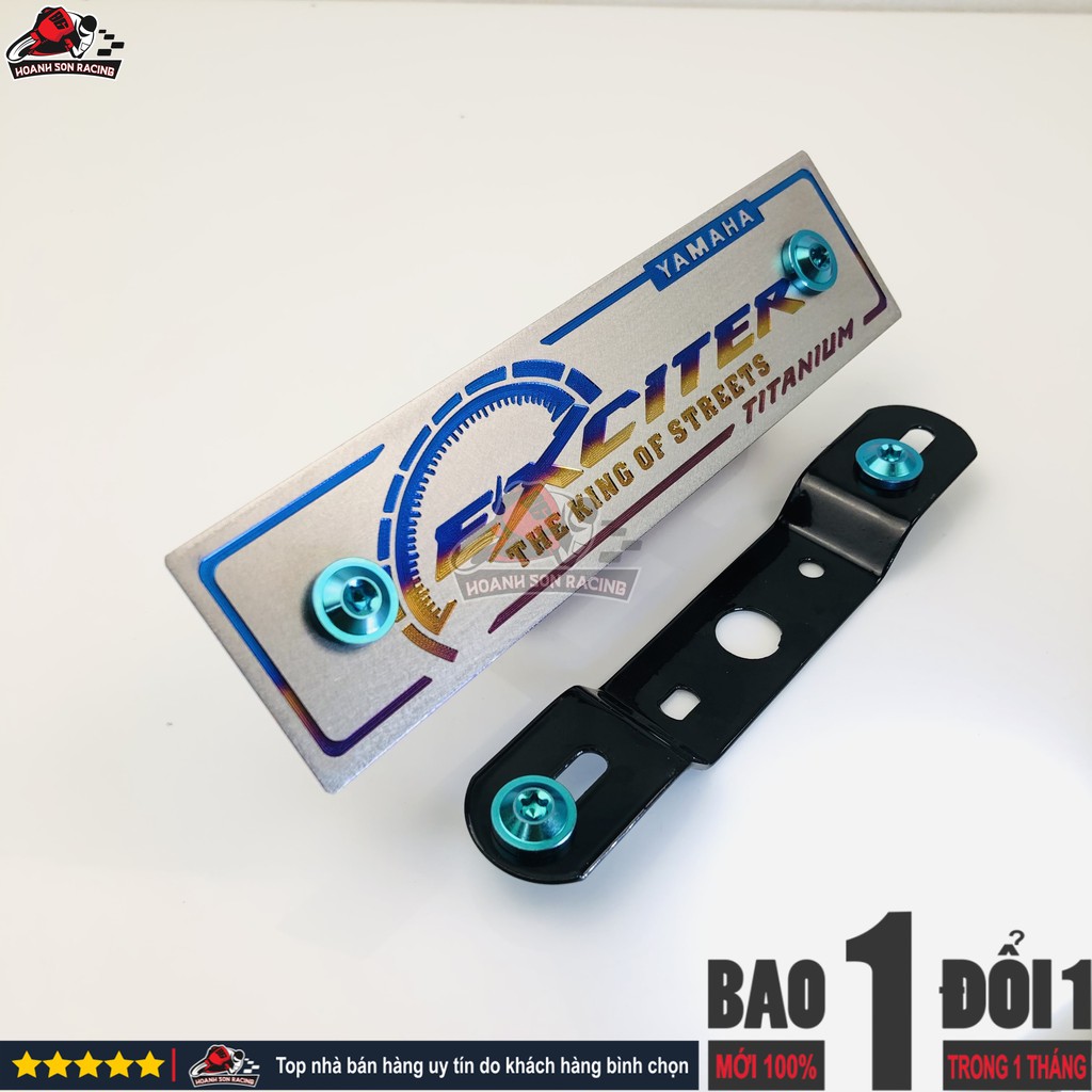 Bảng tên EXCITER titan tặng pát gắn và ốc titan gr5 xanh lục bảo ( hình chụp thực tế) Hoành Sơn Racing