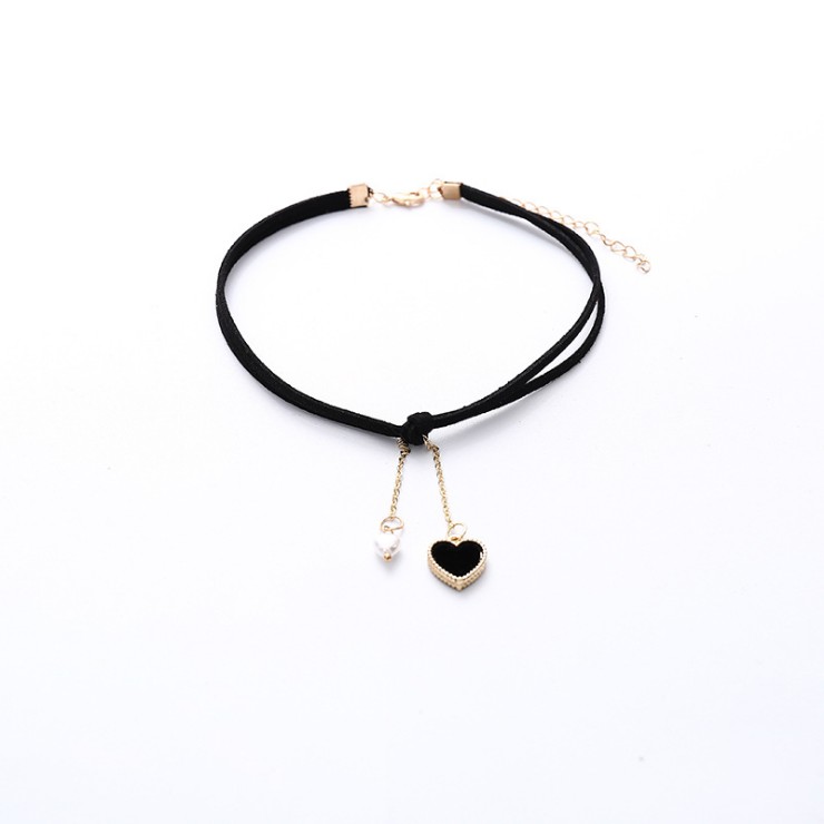 Choker mặt trái tim sang chảnh