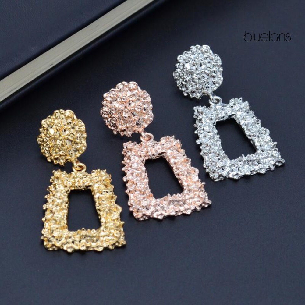 Khuyên Tai Nữ Trang Dáng Dài Tạo Hình Độc Đáo