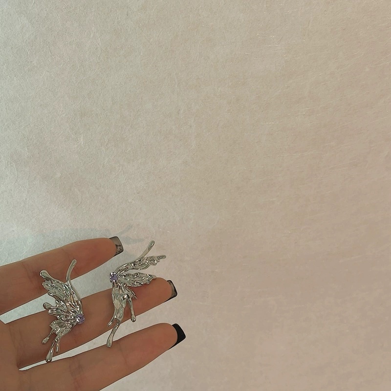 Bông Tai Hình Bướm Đính Đá Phong Cách Cổ Điển Sang Trọng