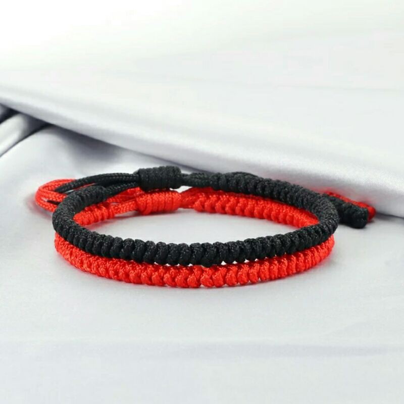 Vòng tay cặp đôi dây thắt tròn