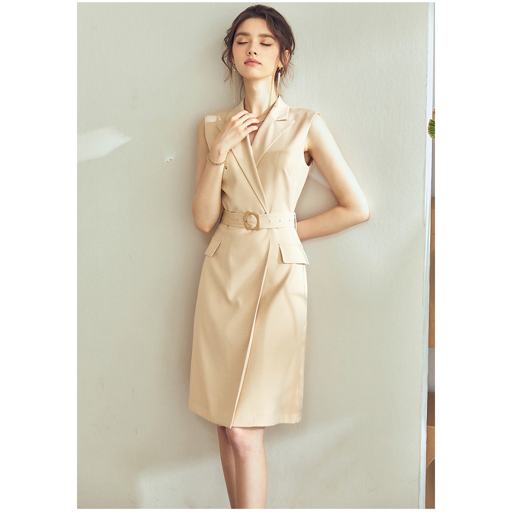 Vest không tay dáng A màu kem trang trọng