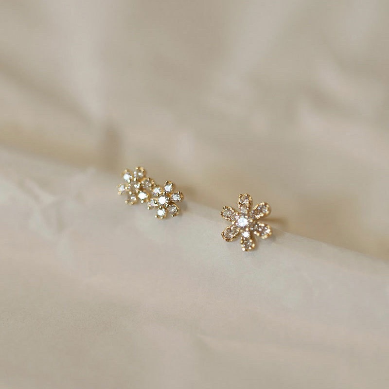 Khuyên tai bạc 925 SUMMERY nụ hoa đính đá bông tai S925 mạ vàng