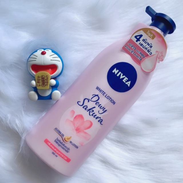 Sữa dưỡng thể Nivea Lotion Dewy Sakura Thái Lan