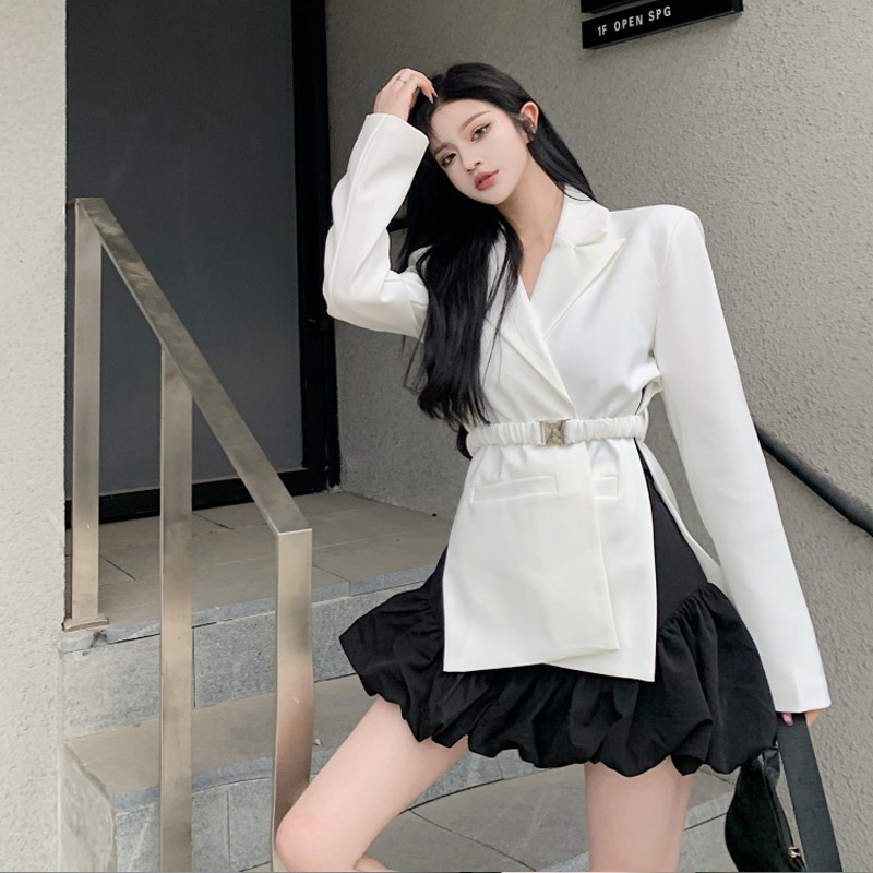 JANE'S Áo khoác vest form dài phối thắt lưng nhún - chân váy trắng baby Black - White C41