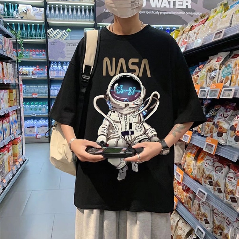 Áo Thun Tay Ngắn Cổ Tròn In Hình Phi Hành Gia Dành Cho Nam