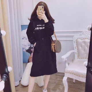 Váy hoodie chữ