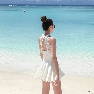 Bikini 1 mảnh kín đáo