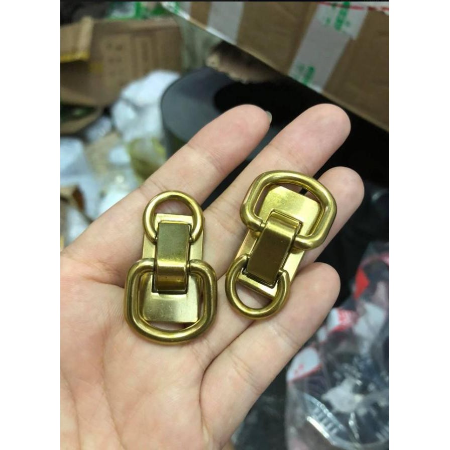 Chốt D đôi làm túi xách màu vàng cổ (Giá: 40k/cặp)