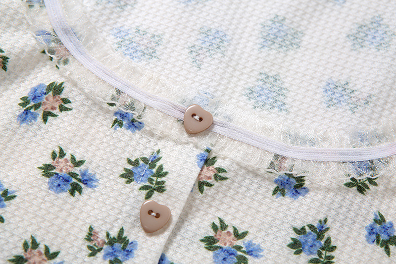 Áo croptop phối ren họa tiết hoa thời trang cho nữ | BigBuy360 - bigbuy360.vn