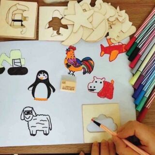 Bộ khuôn vẽ gỗ cho bé