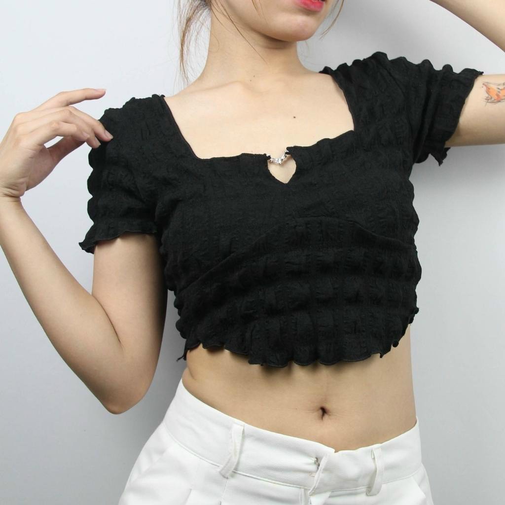 Áo xốp croptop cổ vuông đính xích tay ngắn cực xinh , chất thun xốp mềm mát