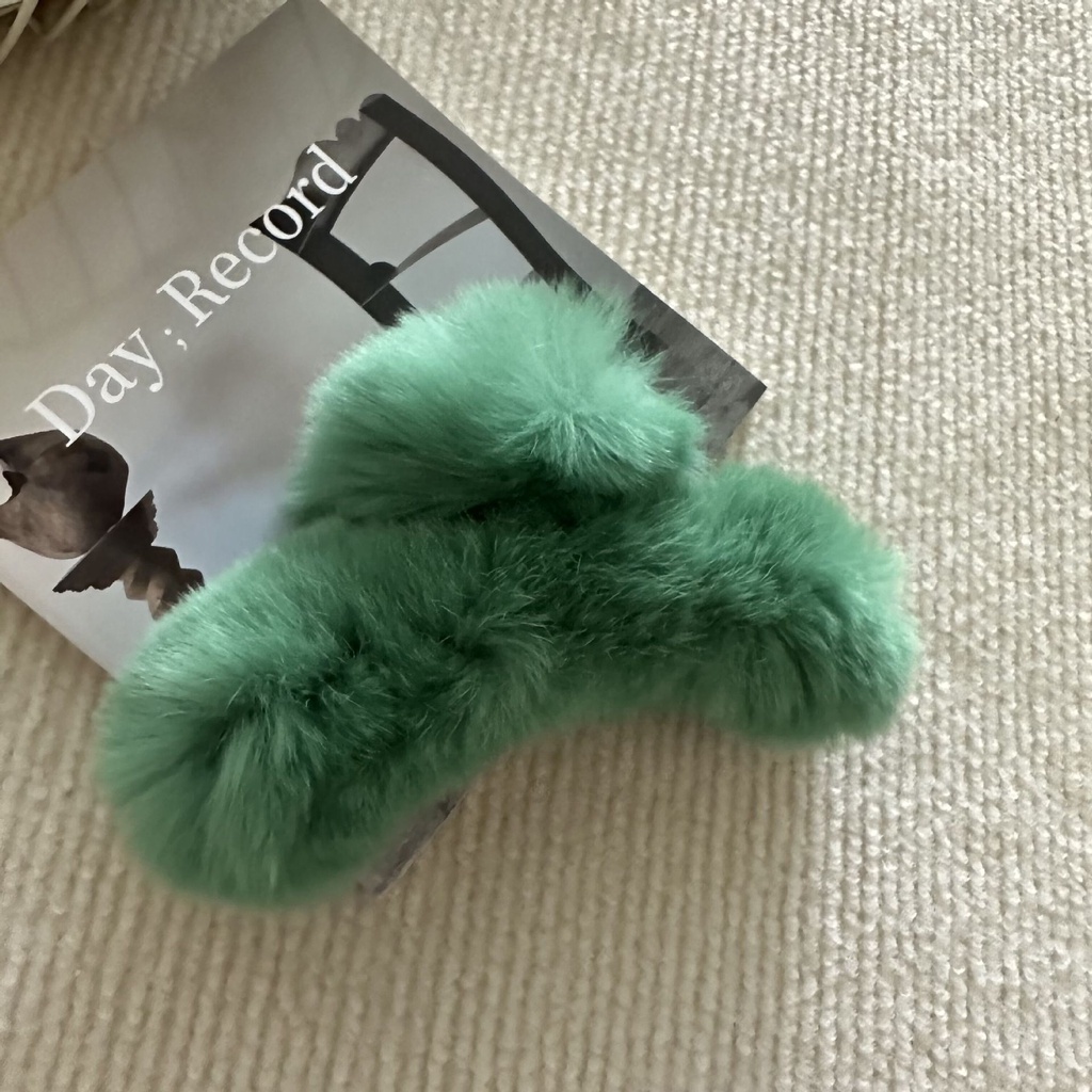 Plus Kẹp Tóc Hình Cá Mập 13cm Phủ Lông Thỏ Mềm Mại Phong Cách Pháp Cổ Điển Sang Trọng