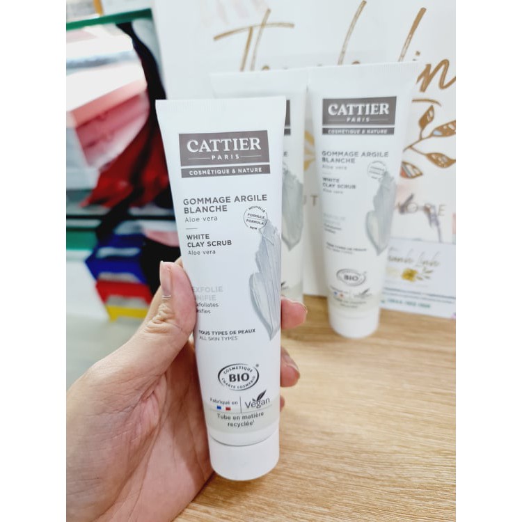 Tẩy Da Chết Cattier Gommage Argile Aloe Vera, dạng hạt, tẩy sạch và dịu nhẹ