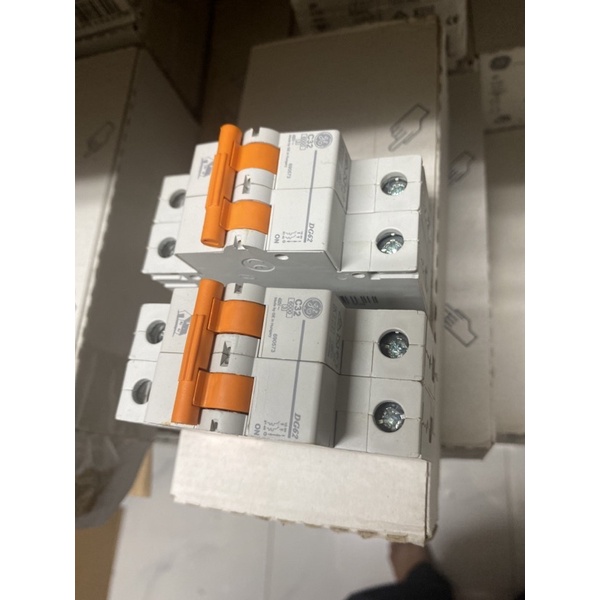 Cầu dao -MCB AC 2P 32A 6KA DG - General Electric