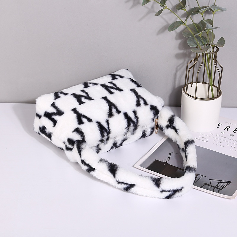 Fashionable European and American style printed shoulder bag