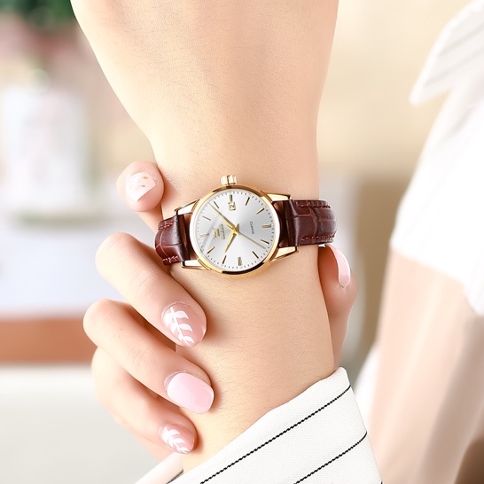 OLEVS 6898 đồng hồ nữ chính hãng không thấm nước da thú xinh đẹp Phản quang Bộ hộp quà tặng