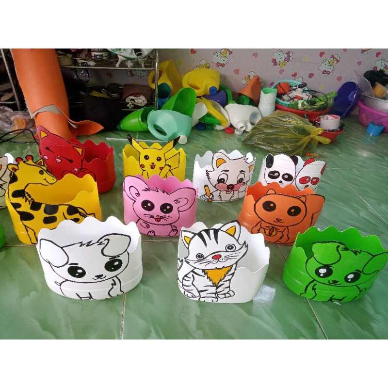 Chậu trồng cây bằng vật liệu tái chế