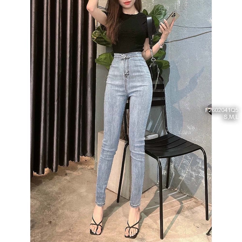 Quần jeans nhạt 2 nút