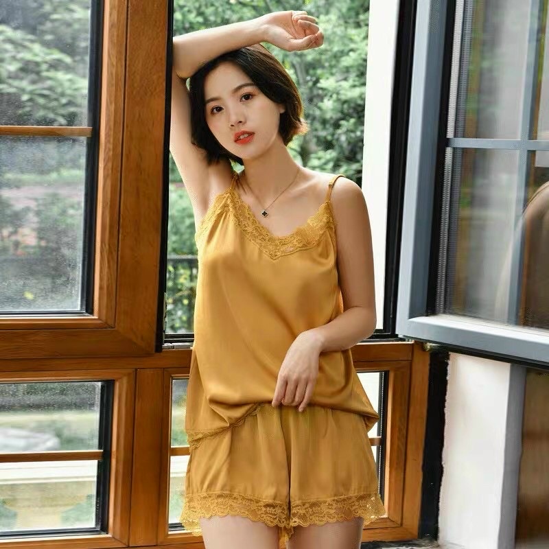 Bộ ngủ nữ Embra lụa satin 2 dây quần ngắn phối ren cao cấp EBB67