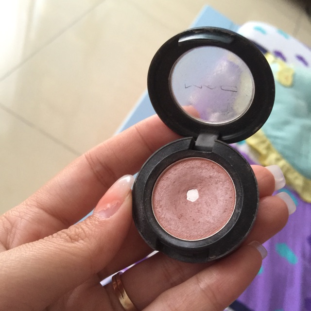 Phấn mắt M.A.C