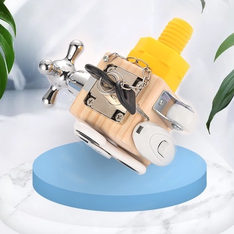 Bảng bận rộn cho bé, busy board cục bận rộn busy cube rèn vận động tinh theo phương pháp montessori