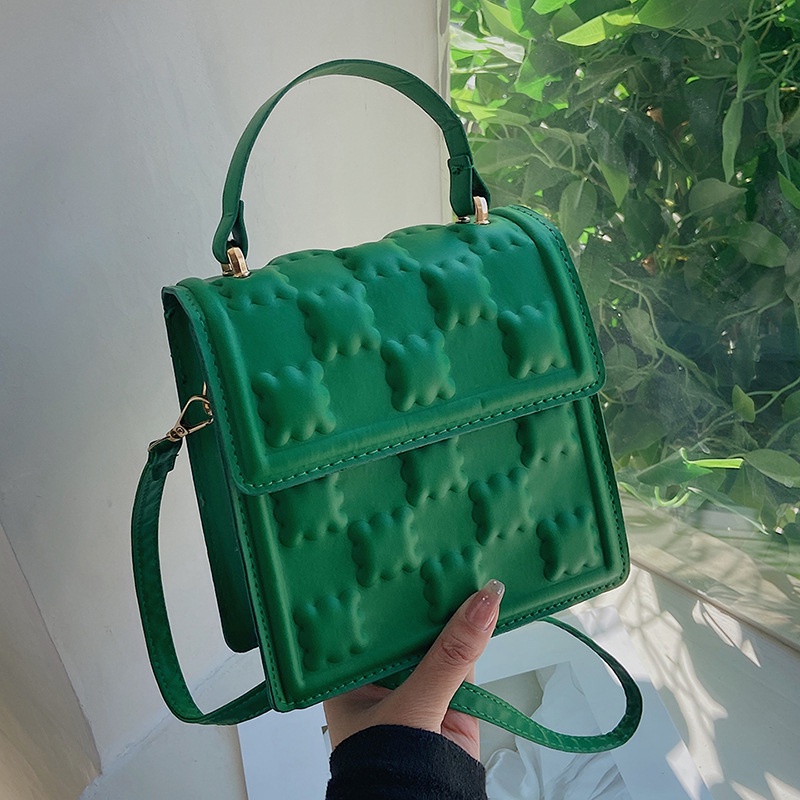 Túi Xách Đeo Vai Hình Vuông Dập Nổi Màu Trơn Phong Cách Thời Trang Hàn Quốc 2022