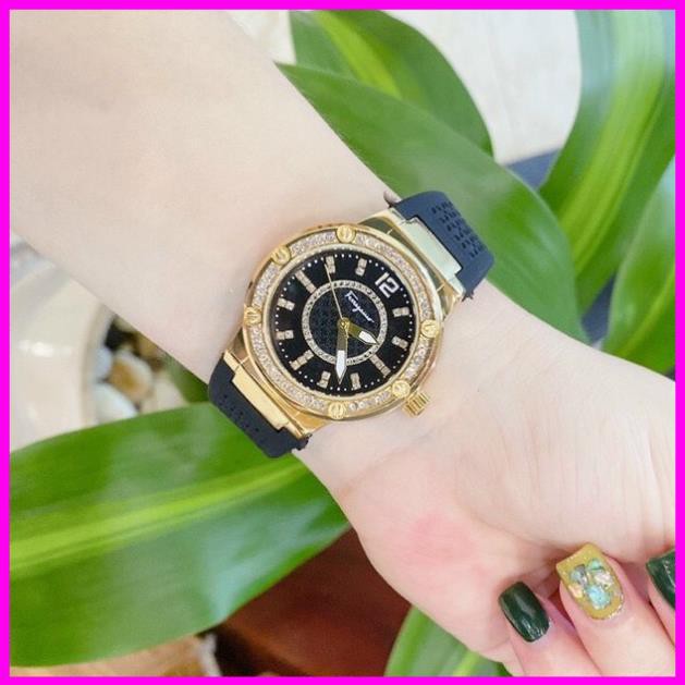 Đồng hồ nữ ferragamo viền đính đá kim cương sang chảnh,đẳngcấp, quý phái
