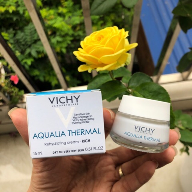 Kem dưỡng ẩm Vichy Aqualia 15ml