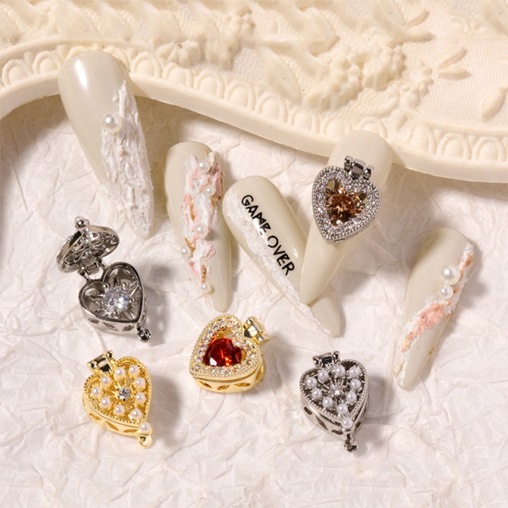 [Hàng mới về] Hộp phụ kiện trang trí móng hình trái tim đính đá zircon sang trọng