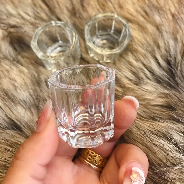 Cốc đựng lưu huỳnh