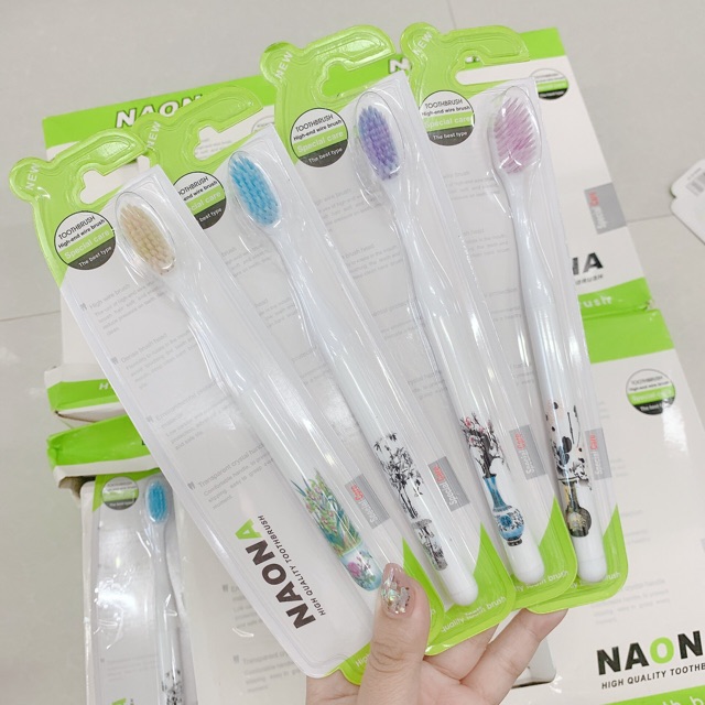 10 Bàn chải đánh răng