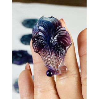 Mặt dây hình cá đá Fluorite