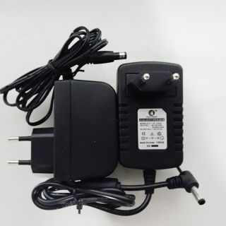Adaptor nguồn 12v 1A-2A cho micro và các thiết bị khác.