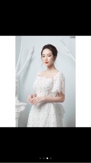 Váy ren thiết kế