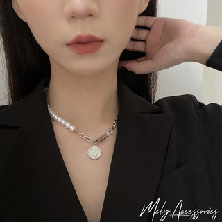 Vòng cổ ngọc trai nhân tạo phối mắt xích mặt đồng tiền bạc cá tính unisex dành cho nam nữ - Mely 1536