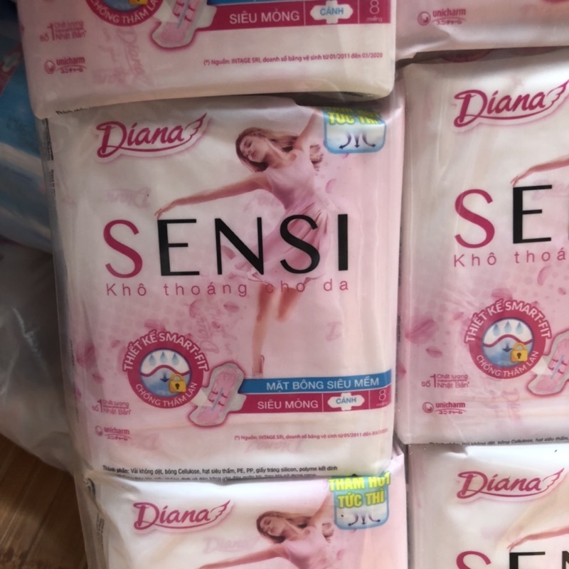 Combo 6 gói băng vệ sinh Diana sensi ( 8 miếng)