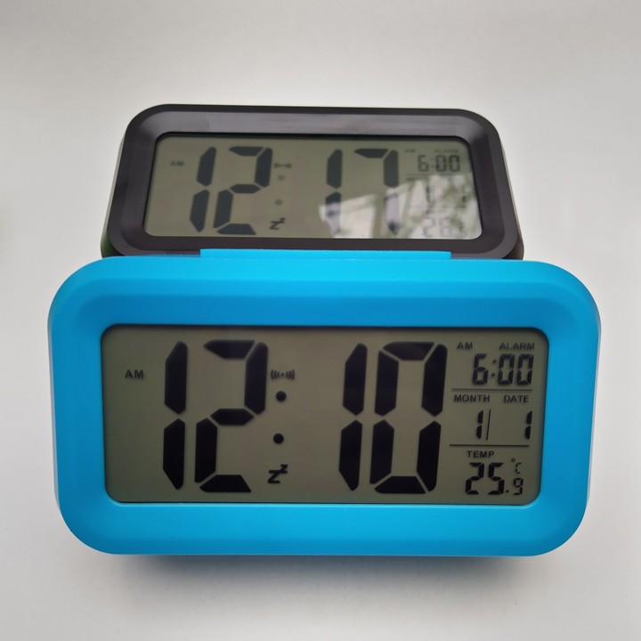 Đồng hồ báo thức có cảm biến hiển thị nhiệt độ môi trường