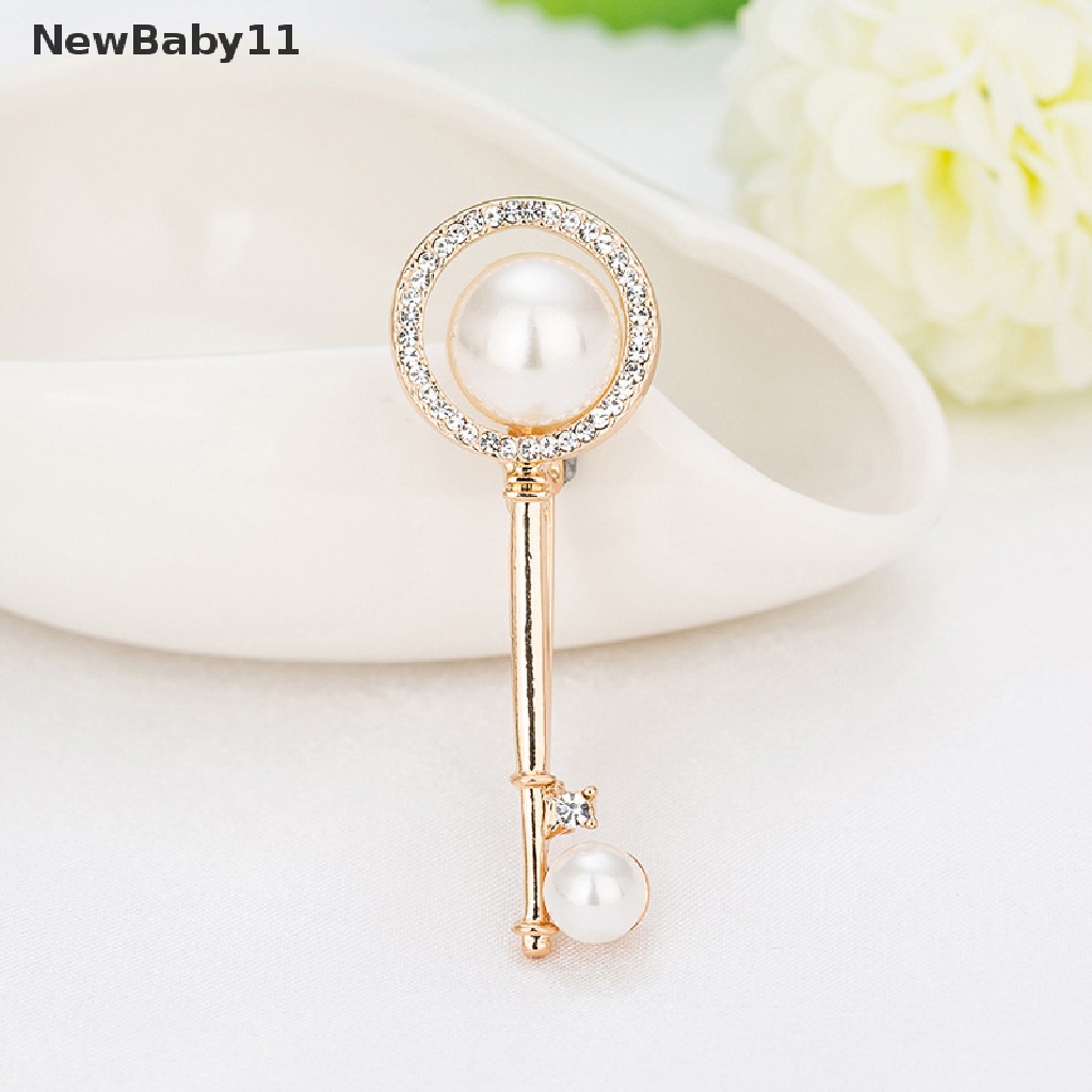 Ghim Cài Áo Hình Hoa Đính Ngọc Trai Nhân Tạo Thời Trang Cho Nữ