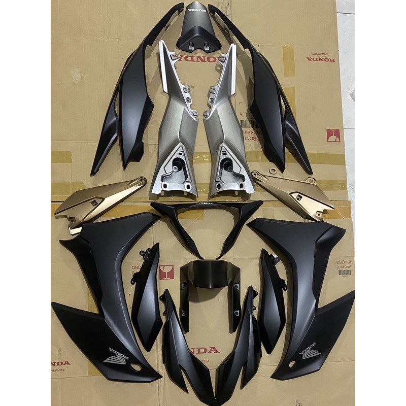 Bộ nhựa áo dàn mũ winner