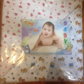 Tã sơ sinh cho bé