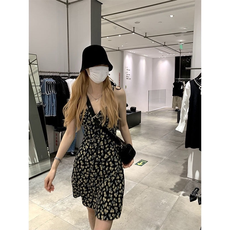 Đầm Hoa Mùa Hè Tay Phồng Cổ Vuông Phong Cách Pháp Mới Cho Nữ