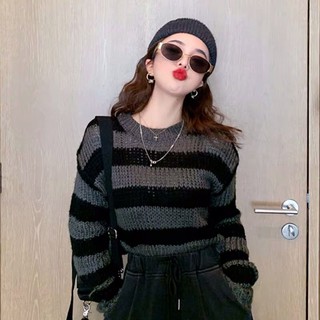 Áo len kẻ lửng croptop